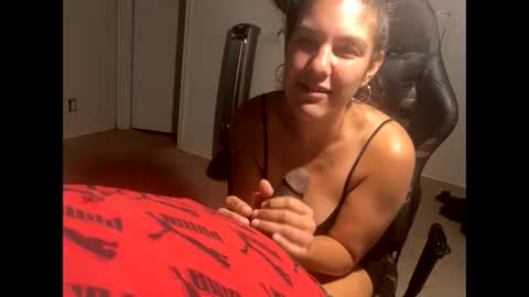 Snapshot of shatnerded chatting on 12-23-24, 02:45 shatnerded online show from 12-23-24, 02:45