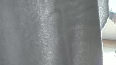 Snapshot of shavedvegasfun chatting on 10-24-25, 05:42 shavedvegasfun online show from 10-24-25, 05:42