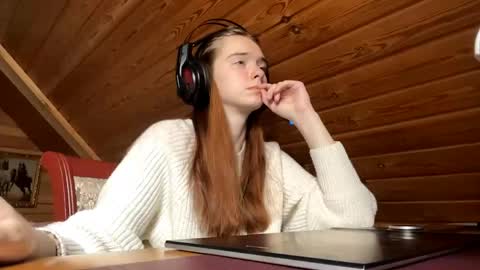 Snapshot of shavonflosi chatting on 05-26-26, 05:14 Maria online show from 05-26-26, 05:14