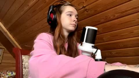 Snapshot of shavonflosi chatting on 05-30-26, 04:20 Maria online show from 05-30-26, 04:20