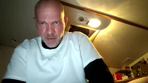 Snapshot of shawnford734 chatting on 05-01-26, 08:30 shawnford734 online show from 05-01-26, 08:30