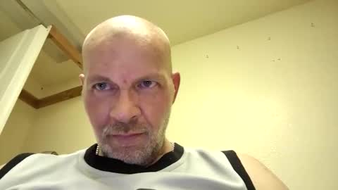Snapshot of shawnford734 chatting on 05-13-26, 07:39 shawnford734 online show from 05-13-26, 07:39