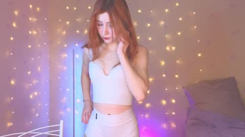 Snapshot of shawty_girl_ chatting on 12-17-24, 04:53 Sonya online show from 12-17-24, 04:53