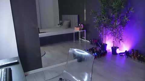 Snapshot of shayblonde chatting on 03-12-25, 12:15 shayblonde online show from 03-12-25, 12:15