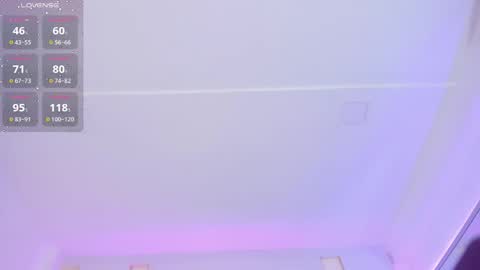 Shayla Davis  online 240 pm - 1000 pm online show from 10-04-25, 08:01