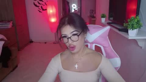 Shay online show from 12-21-25, 05:25