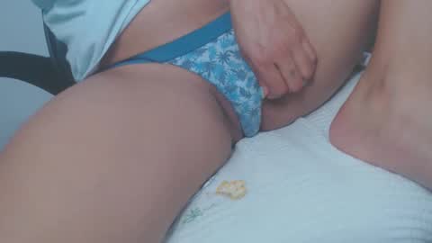 Shayna online show from 05-19-26, 10:38