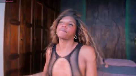 Snapshot of shayna_lee_ chatting on 02-26-26, 10:09 shayna_lee_ online show from 02-26-26, 10:09