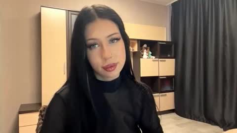 Snapshot of shaynikim chatting on 11-16-25, 08:20 Dana online show from 11-16-25, 08:20