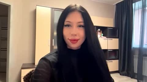 Snapshot of shaynikim chatting on 11-19-25, 07:19 Dana online show from 11-19-25, 07:19