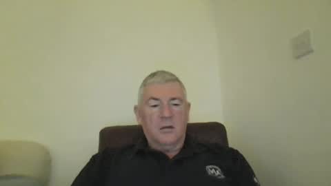 she52 online show from 12-18-25, 03:51