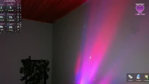 Snapshot of she_alice chatting on 04-21-26, 04:08 she_alice online show from 04-21-26, 04:08