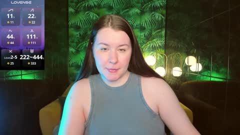 Snapshot of shedar_pretty chatting on 12-24-24, 12:11 Shedar online show from 12-24-24, 12:11