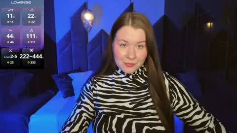 Snapshot of shedar_pretty chatting on 02-07-25, 06:24 Shedar online show from 02-07-25, 06:24