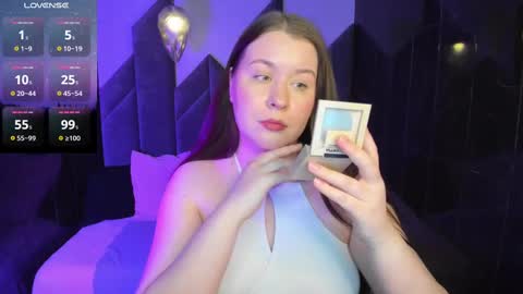 Snapshot of shedar_pretty chatting on 02-20-25, 08:50 Shedar online show from 02-20-25, 08:50