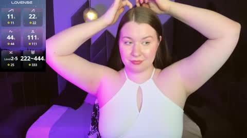 Snapshot of shedar_pretty chatting on 02-21-25, 09:13 Shedar online show from 02-21-25, 09:13