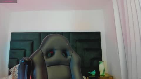 Snapshot of shegoblake chatting on 10-30-25, 12:34 Shego online show from 10-30-25, 12:34