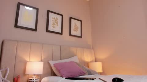 Snapshot of sheila__x chatting on 02-27-26, 11:43 sheila__x online show from 02-27-26, 11:43