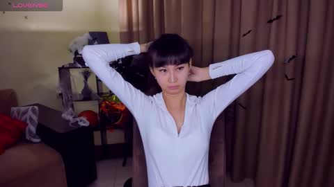 Sheila online show from 10-27-25, 04:38