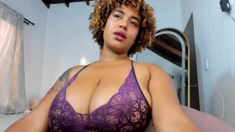 Snapshot of sheilamakano70 chatting on 05-27-26, 10:07 Sheila Makano online show from 05-27-26, 10:07
