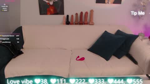 Snapshot of sheilaryan chatting on 02-04-25, 07:51 Sheila GMT 2 Tuesday Wednesday Friday Saturday Sunday- 8 5 online show from 02-04-25, 07:51