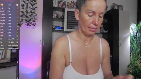 Sheila GMT 2 Tuesday Wednesday Friday Saturday Sunday- 8  5  online show from 02-21-26, 04:46