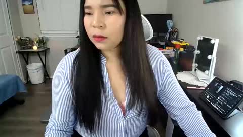 sheilyn_smith online show from 04-07-26, 04:24