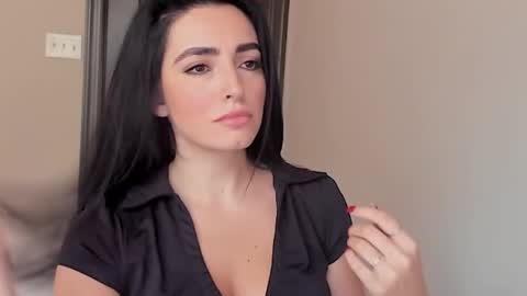 Snapshot of sheisallthat chatting on 09-29-25, 08:02 sheisallthat online show from 09-29-25, 08:02