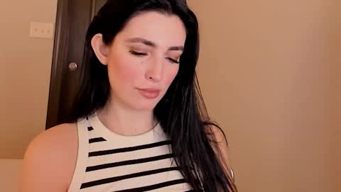 Snapshot of sheisallthat chatting on 12-05-25, 03:04 sheisallthat online show from 12-05-25, 03:04