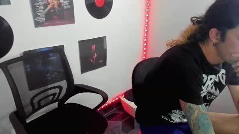 Snapshot of shelby__loveshow chatting on 02-11-25, 10:48 shelby__loveshow online show from 02-11-25, 10:48