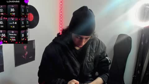 Snapshot of shelby__loveshow chatting on 02-20-25, 08:28 shelby__loveshow online show from 02-20-25, 08:28