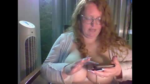 Red online show from 04-17-26, 01:08