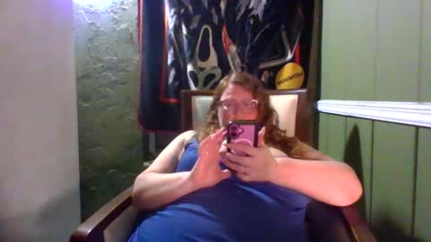 Red online show from 04-22-26, 04:26