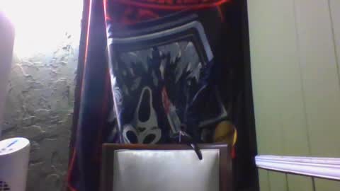 Snapshot of shelbyannn chatting on 06-13-26, 12:30 Red online show from 06-13-26, 12:30
