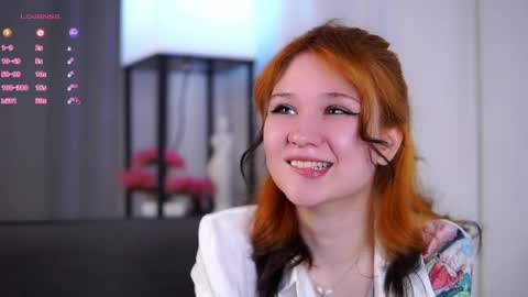 Snapshot of sheliamuyres chatting on 04-21-26, 02:56 Lina online show from 04-21-26, 02:56