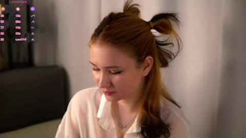 Snapshot of sheliamuyres chatting on 05-14-26, 03:52 Lina online show from 05-14-26, 03:52