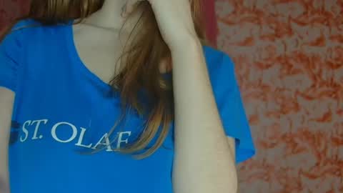 Snapshot of shelikessoymilk chatting on 02-01-25, 03:19 Erika online show from 02-01-25, 03:19