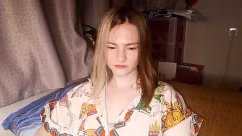 Ashley online show from 06-17-26, 05:03