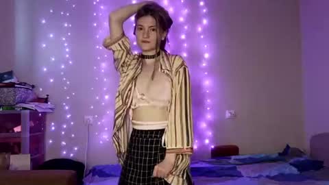 Ashley online show from 07-25-26, 04:37