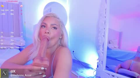 shelynna_azzul online show from 10-20-25, 08:53