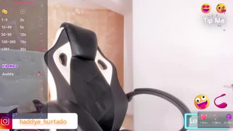 Snapshot of shenielxxx chatting on 12-03-24, 07:00 shenielxxx online show from 12-03-24, 07:00