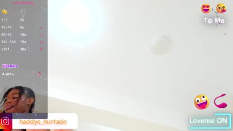 Snapshot of shenielxxx chatting on 12-17-24, 02:11 shenielxxx online show from 12-17-24, 02:11