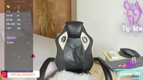 Snapshot of shenielxxx chatting on 02-17-26, 01:40 shenielxxx online show from 02-17-26, 01:40