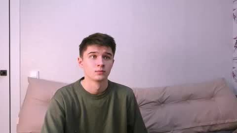 Max online show from 11-28-25, 06:32