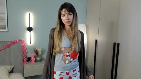 Diana online show from 03-25-26, 08:15