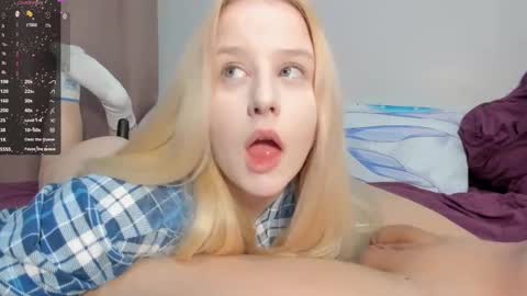 Snapshot of sherlystero chatting on 03-09-25, 05:28 sher online show from 03-09-25, 05:28