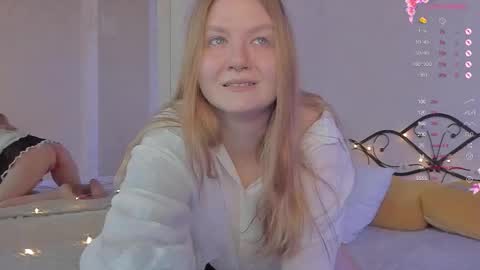 Snapshot of sherritate chatting on 12-17-25, 01:22 Sherri online show from 12-17-25, 01:22