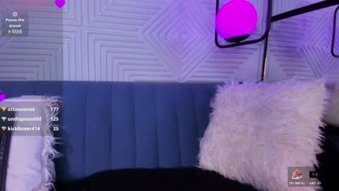 Snapshot of sherydan_love chatting on 01-14-25, 02:11 mia online show from 01-14-25, 02:11