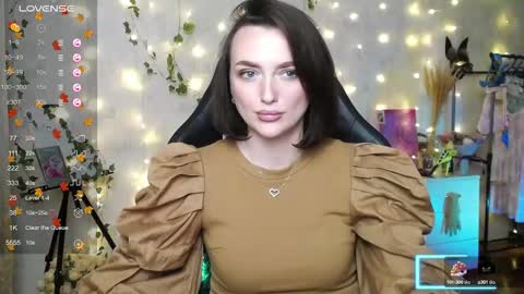 Vanessa online show from 10-11-25, 03:21