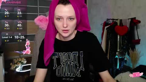 Vanessa online show from 11-04-25, 08:57